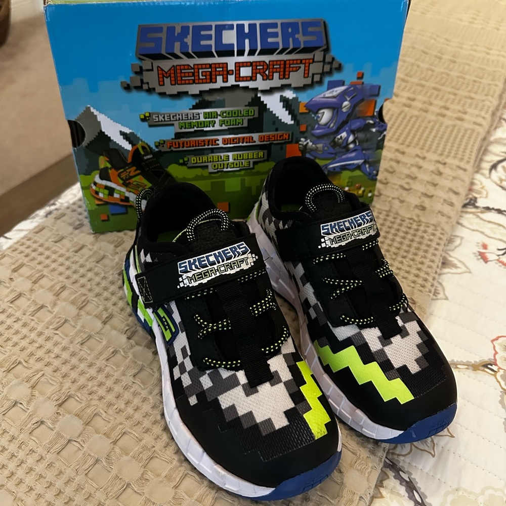 Minecraft Skechers - Boys Size 3